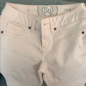 Pink size 3 crop pants. Perfect for spring.